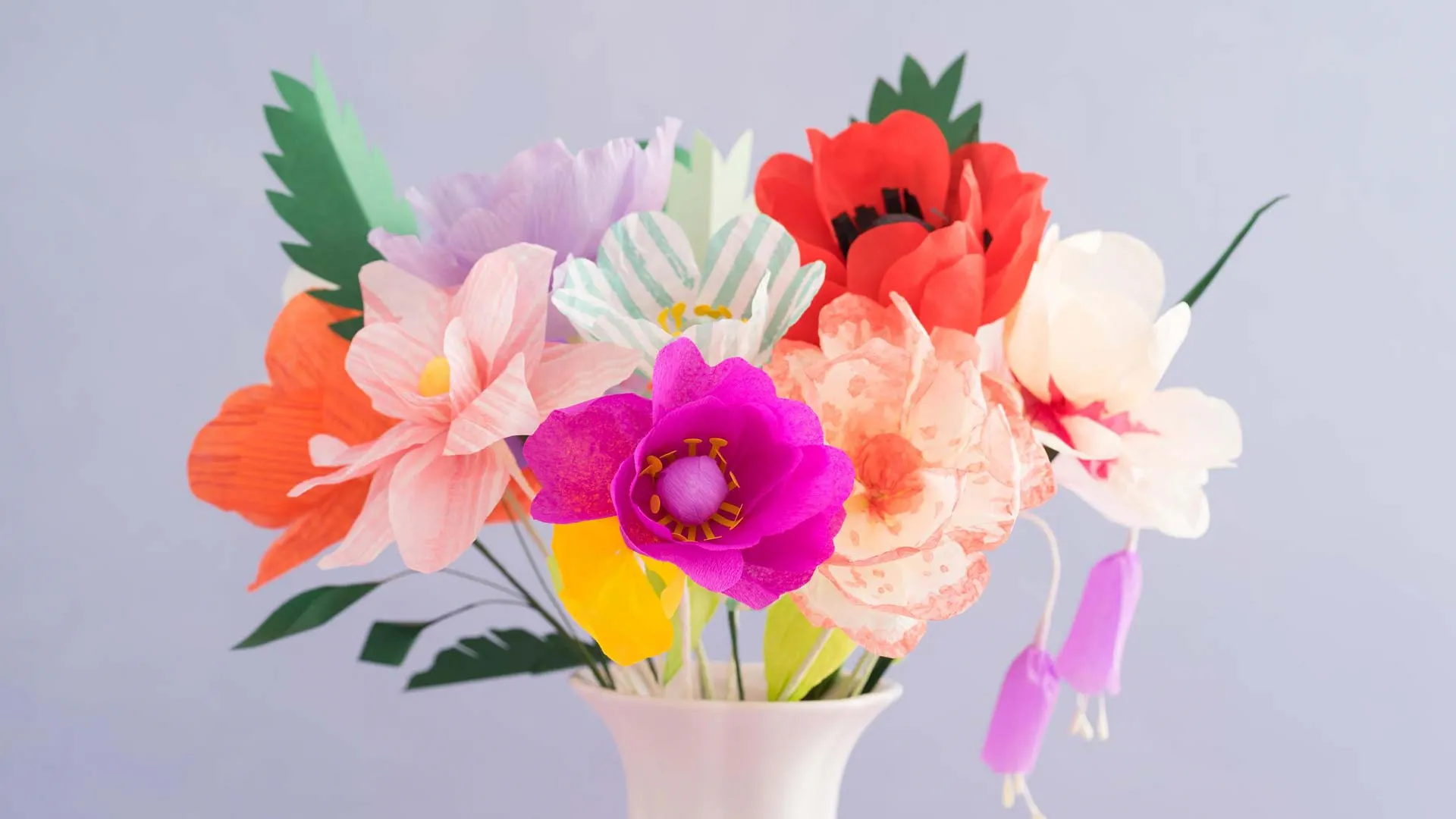 Papírvirágok a vázában